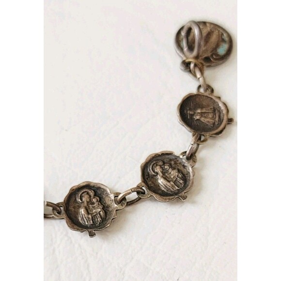 VINTAGE ANTIQUE STERLING SILVER ROSES AND SAINTS CATHOLIC MEDAL BRACELET 6.5" - Picture 6 of 10
